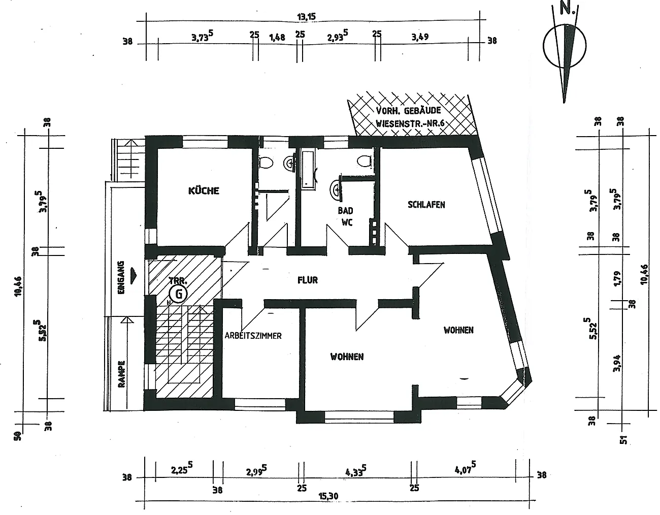 Grundriss Erdgeschoss der Villa Valentino: Küche, Bad/WC, Schlafen, Arbeitszimmer und Wohnen